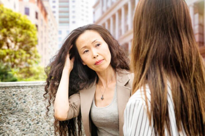 子ども部屋おばさんは親のせい？ “こどおば”が生まれる理由3つ