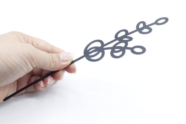 ダイソーのお手入れ要らずなワイヤーフラワー（ユーカリ）