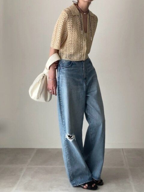 ワイドデニムパンツのコーデ1