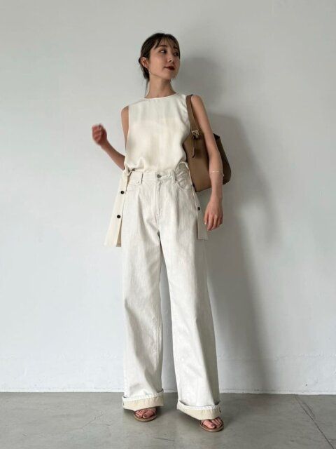 ワイドデニムパンツのコーデ3