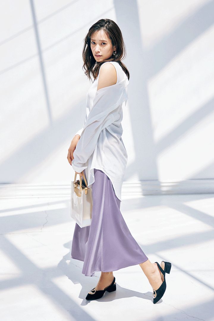 ノースリーブ×羽織りシャツコーデ