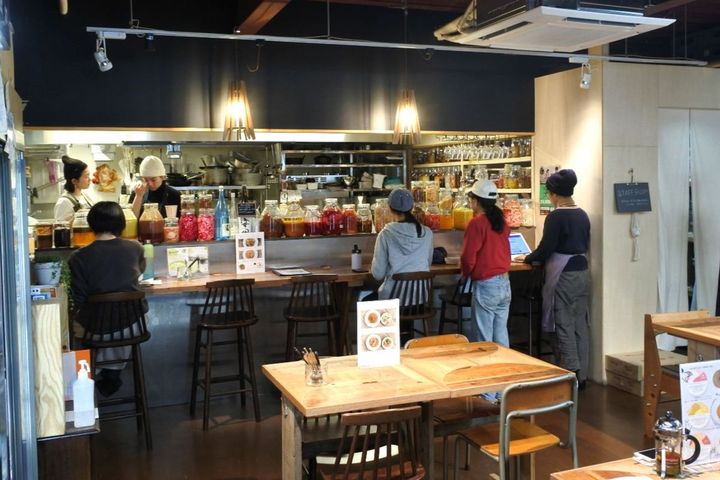 改装して広くなったカフェスペース