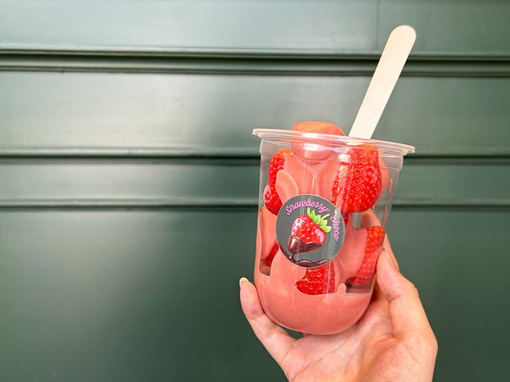 「苺ミルクチョコレート」1300円