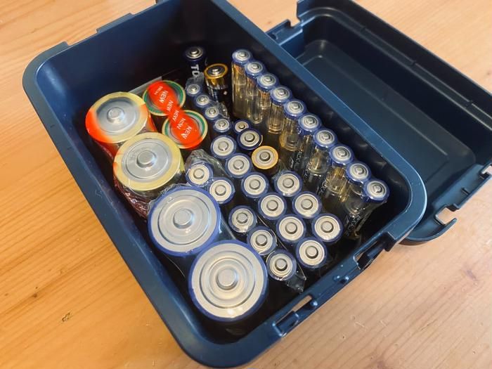 乾電池を入れているバックルボックス