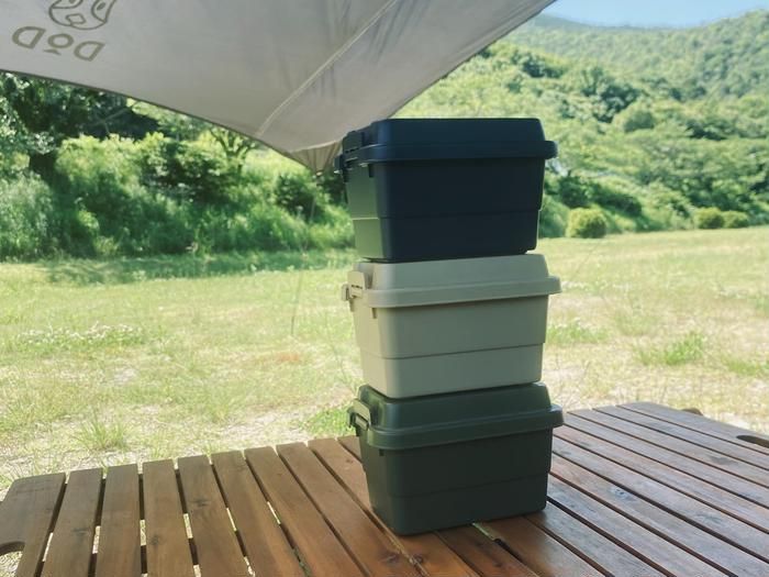 バックルボックスを3つ積み重ねている