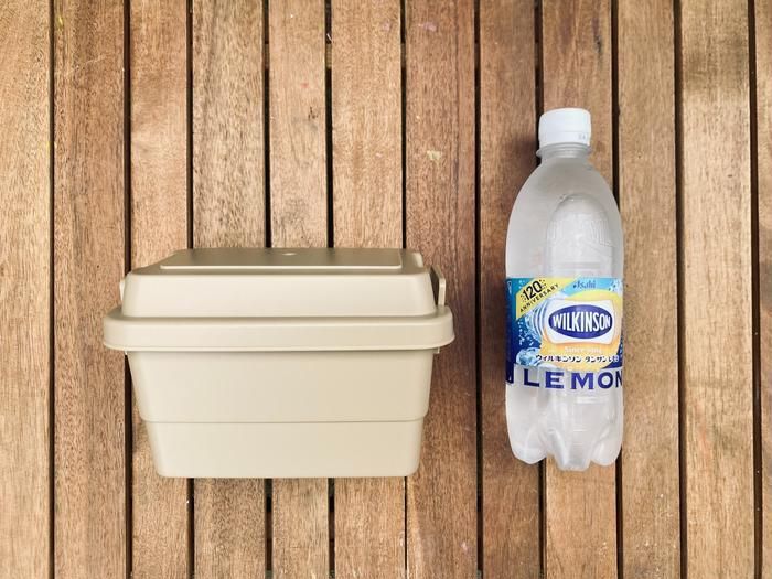 バックルボックスと500mlのペットボトル