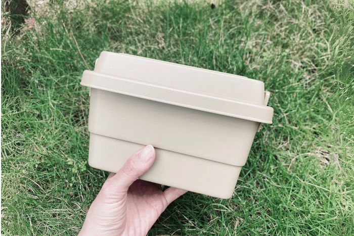 セリアのロングセラー「バックルBOX」