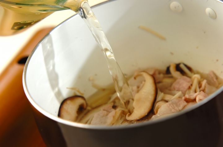 キノコすいとん汁の作り方2