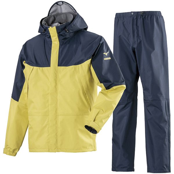 「これを買えば正解！」雨キャンプで大活躍する機能性の高いレインウェア5選