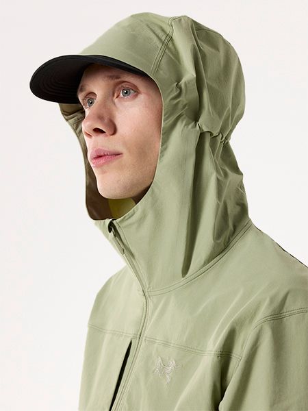 「これを買えば正解！」雨キャンプで大活躍する機能性の高いレインウェア5選