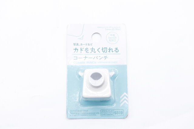 ダイソー コーナーパンチ パッケージ
