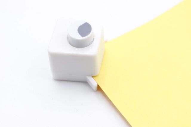 ダイソー コーナーパンチ 紙 角 カット
