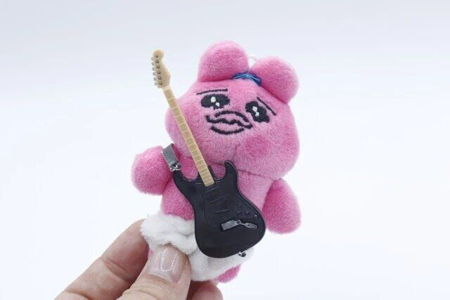 セリア ミニチュア エレキギター1 使用例