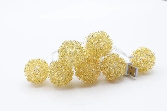 ダイソー ガーランドライト（8LED、丸型、USBタイプ）