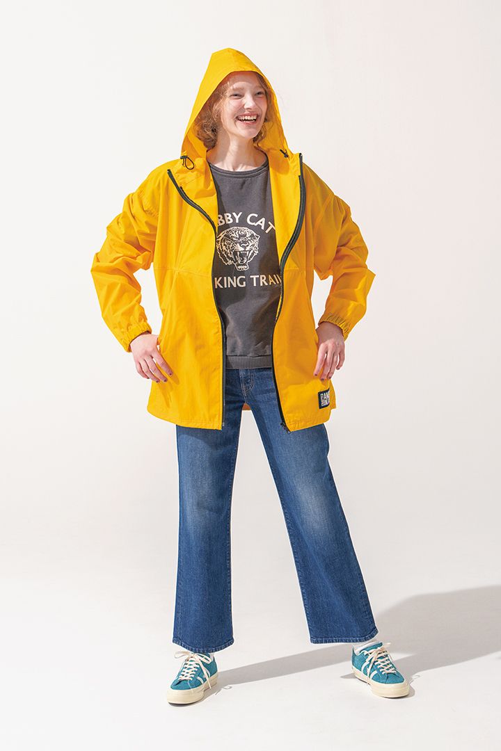 夏の足元を彩る！今すぐ欲しいカラースニーカー