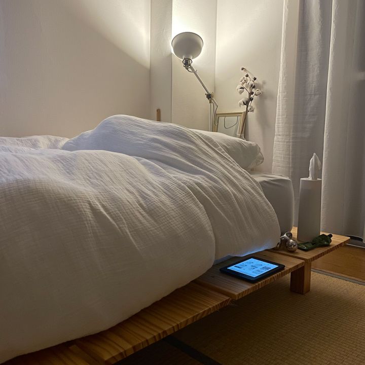 睡眠の質が上がりそう！おしゃれな人たちが持っている機能的な寝具類5選