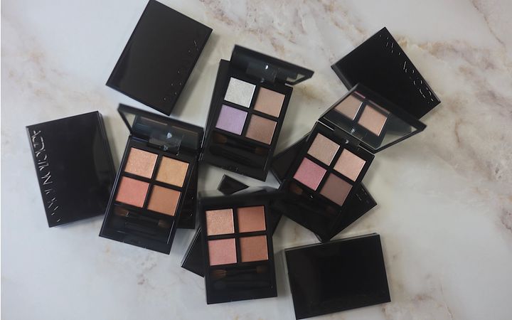 アディクションの「ザ アイシャドウ パレット ＋」を全色スウォッチ！イエベ、ブルベ別のおすすめも紹介