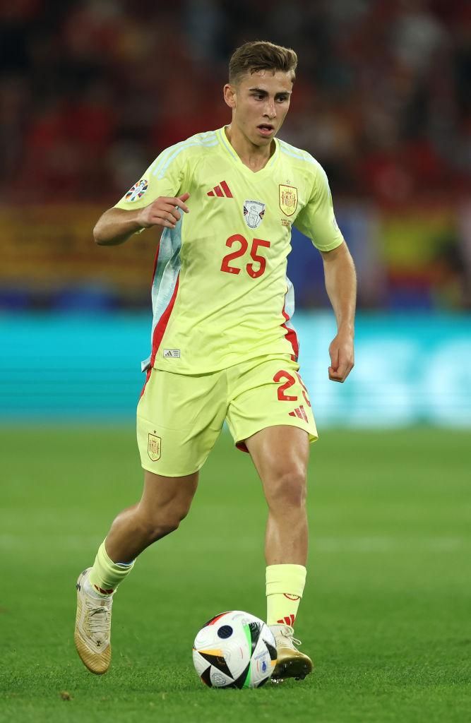 日本のミズノも！EURO2024、3大メーカー以外の「レアスパイク」を履く選手たち