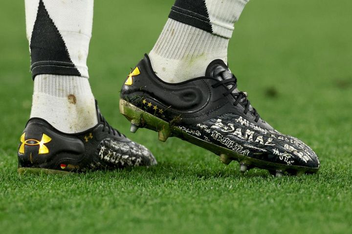日本のミズノも！EURO2024、3大メーカー以外の「レアスパイク」を履く選手たち
