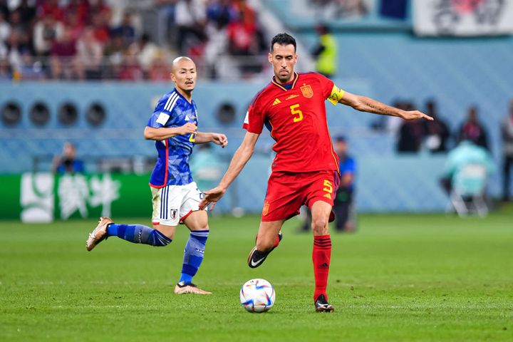 スペイン代表、歴史上「最も偉大な10名のミッドフィルダー」