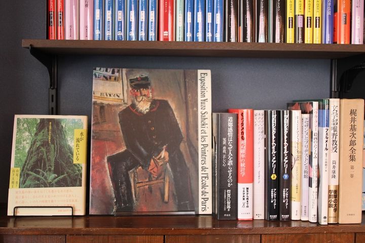 同じ本を来店のたびに少しずつ読むお客さんの姿も