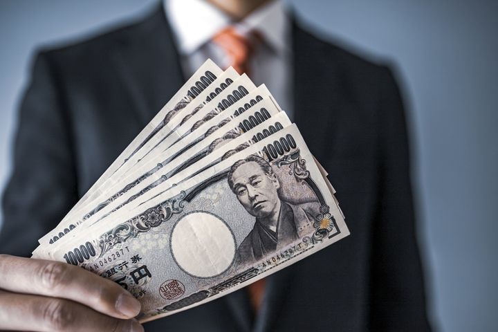 30歳の推定年収が最も高い企業の名前は？