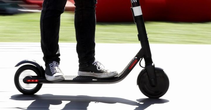 レンヌの18歳FW、「電動キックボードに二人乗り」で女性を轢き殺す…最大7年の懲役へ