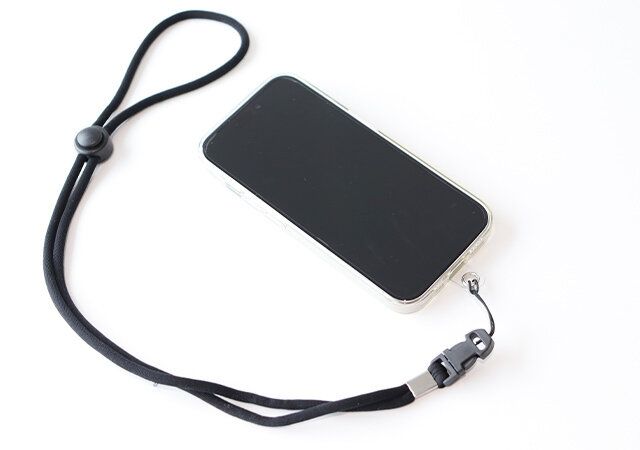 ダイソー ロングストラップ スマホ