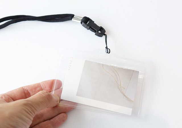 ダイソー ロングストラップ 社員証
