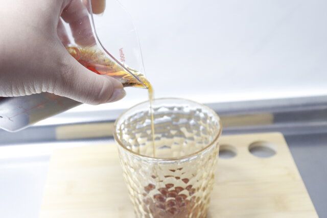 ダイソーの注ぎ口があるSK 計量カップ