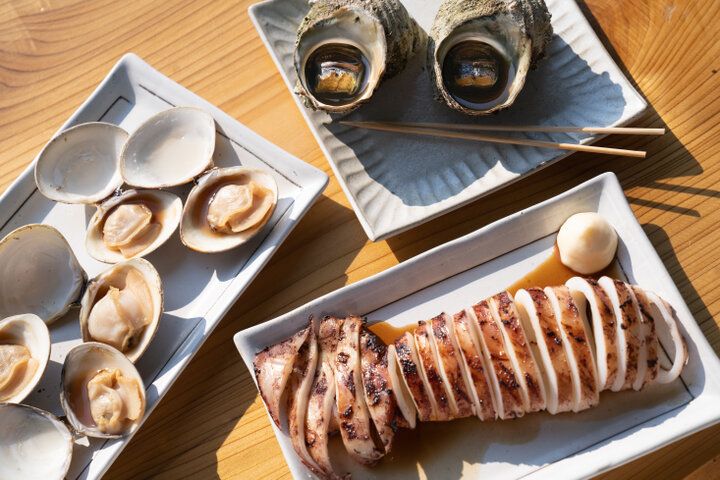 千里浜なぎさドライブウェイ沿いの浜茶屋で味わう南国リゾート気分♪「ビーチカフェ・ルアナ」