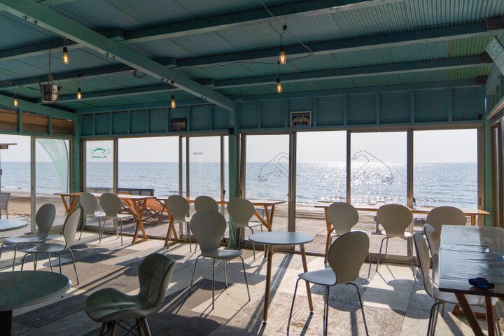 千里浜なぎさドライブウェイ沿いの浜茶屋で味わう南国リゾート気分♪「ビーチカフェ・ルアナ」