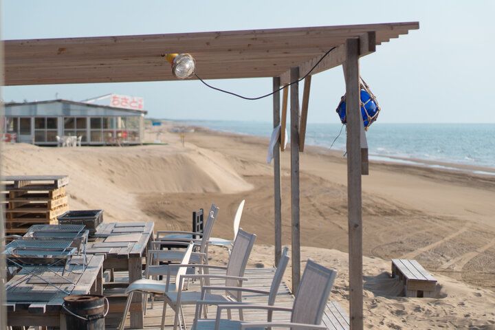 千里浜なぎさドライブウェイ沿いの浜茶屋で味わう南国リゾート気分♪「ビーチカフェ・ルアナ」