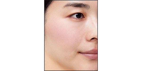 パステルペタル ブラッシュ 04 使用