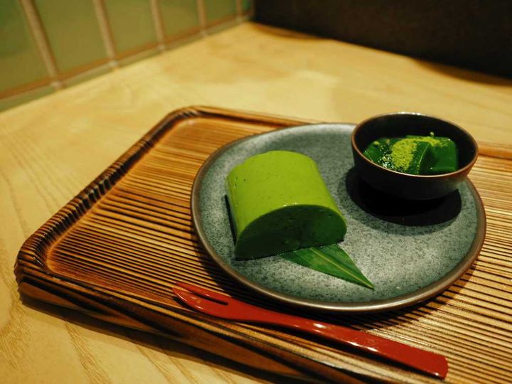 抹茶わらび餅と抹茶葛ねり（お茶セット） 1404円