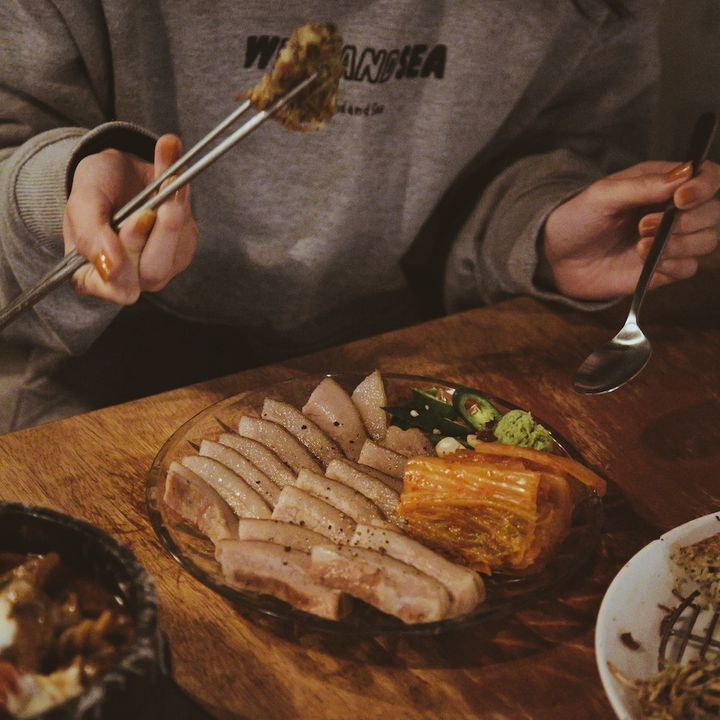 ソウルで飲みたい！おすすめのマッコリ《7.8乙支路》-韓国・ソウル／マッコリ【前田エマのソウルをぐるり】