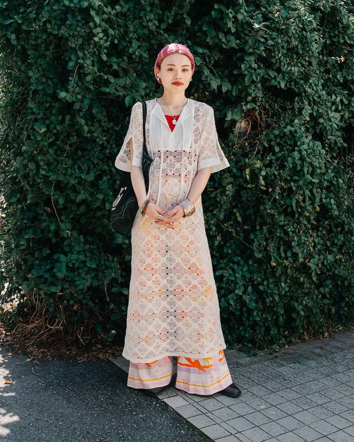 1枚で着ない“ワンピース”のお手本コーデ5選。上級者の重ね着テクは必見！【TOKYO SNAP】