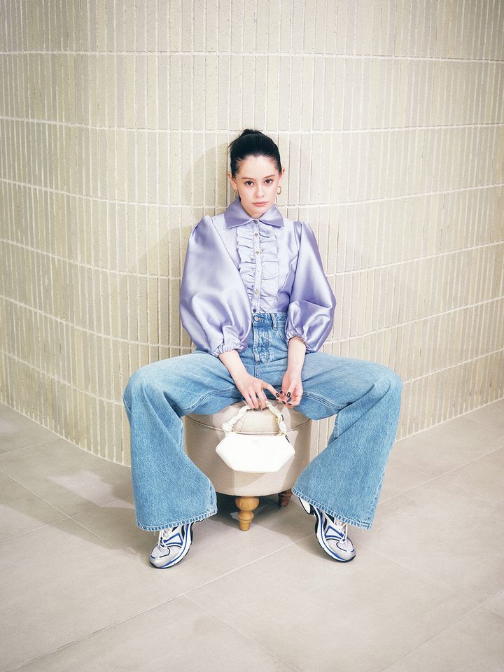 エマと袖コンシャス