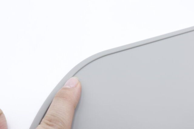 ダイソー シリコーンランチョンマット フチ