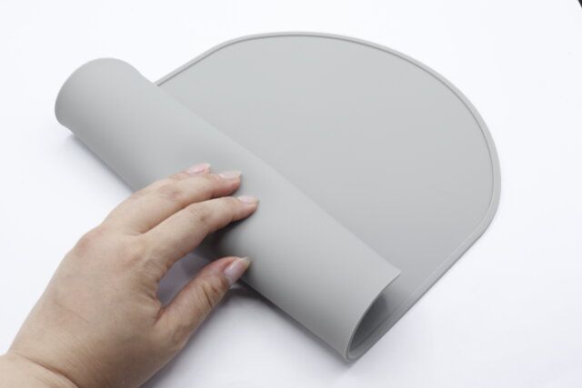 ダイソー シリコーンランチョンマット コンパクト