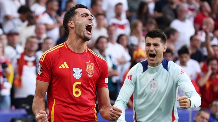 スペイン、ドイツ撃破でEURO準決勝進出！DFラポルトは英雄になった交代選手に感謝 「彼らに脱帽だ」