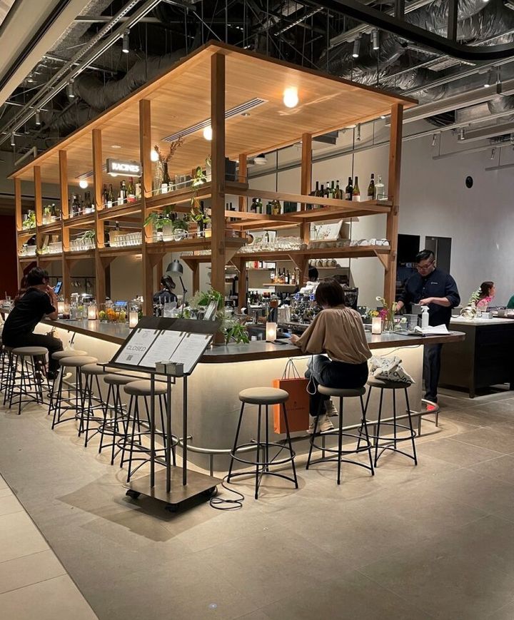 麻布台ヒルズのレストラン RACINES