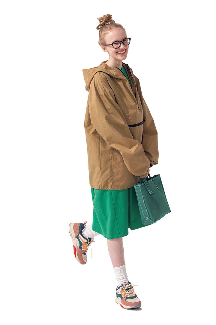 オシャレで注目されちゃう！パッと目を引くカラーワンピース6選