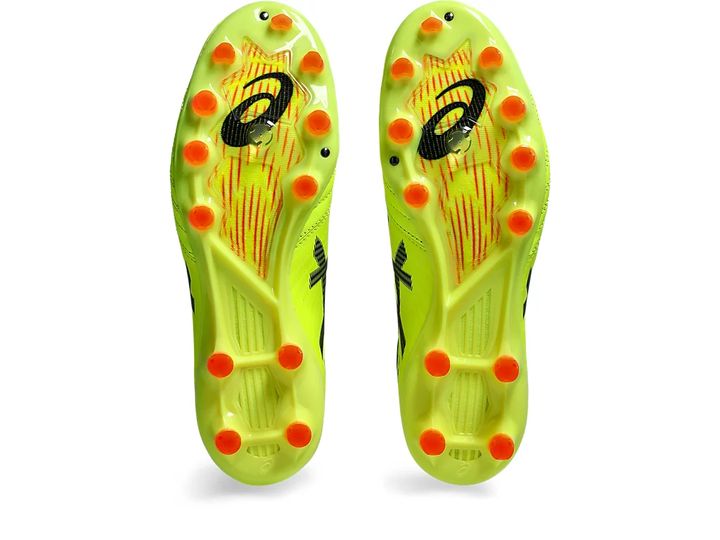 冨安も履く？アシックス、限定スパイク『DSライト X-FLY PRO 2 PARIS』が登場！2024年秋冬の新作も