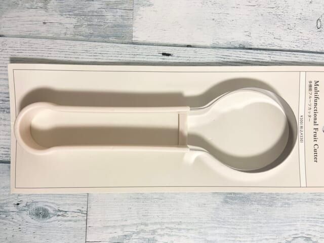 3COINS スリコ 多機能フルーツカッター 皮むき用カッター