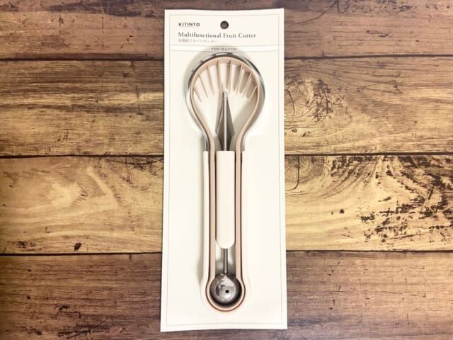 3COINS スリコ 新作 多機能フルーツカッター パッケージ