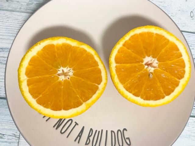 3COINS スリコ 多機能フルーツカッター 使用例