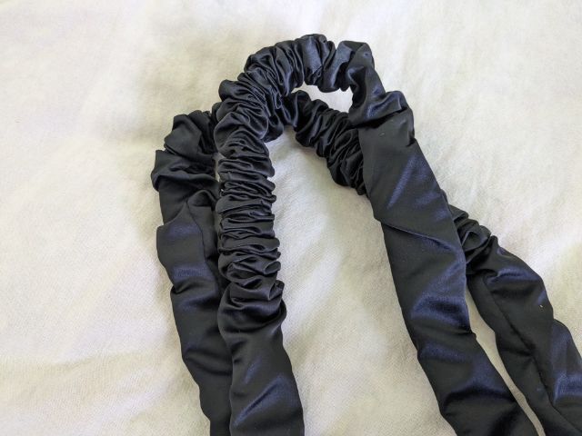 フリル部分トートバッグ