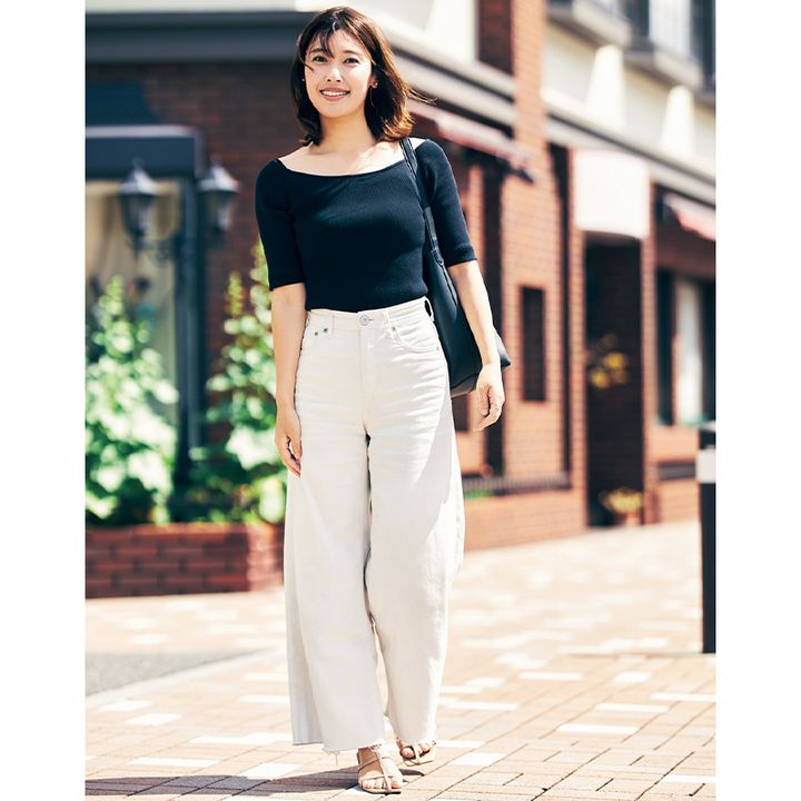 ママライターのやヌークデニムの着こなし