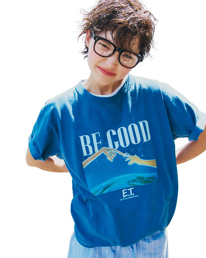 Tシャツ＋メガネのコーデが旬！2024年夏の最新コーデ4選